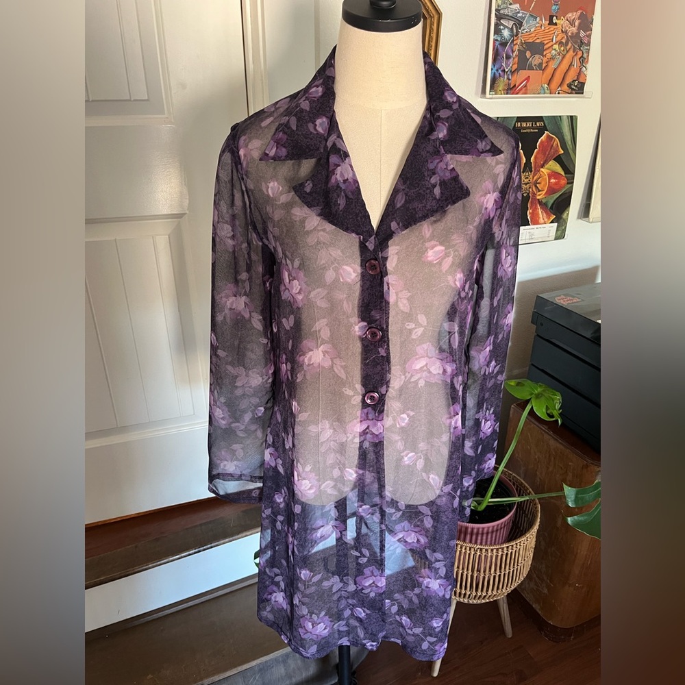 Sheer Floral Robe in Purple - Picture 2 of 7